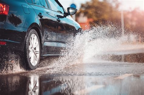 Mau Tempo No Alentejo Provoca Dois Feridos Em Atropelamento Inunda O