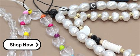 how to put phone charm on iphone case