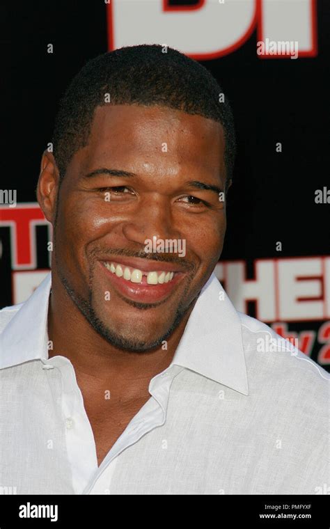 "Step Brothers" Premiere Michael Strahan 7-15-2008 / Mann Village ...