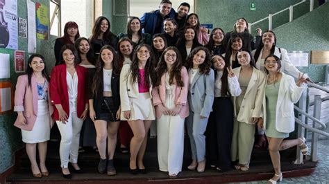 Universidad De Valpara So Treinta Y Ocho Estudiantes De La Generaci N