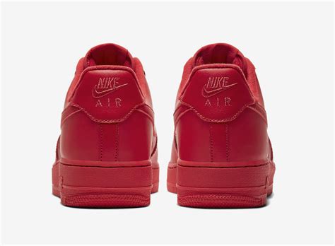 Nike Air Force 1 Low "Triple Red" - Полностью красные "форсы"