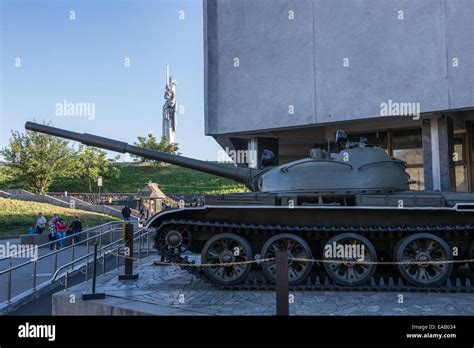 Ancien réservoir d une statue de la Mère Patrie dans complexe Mémorial