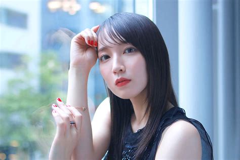 吉岡里帆、30歳迎え後輩の言葉にハッとすることも「なかなか自分で自分を止められなくて」 2023年12月11日 エキサイトニュース