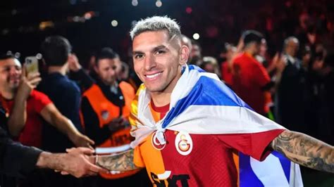 Lucas Torreira dan kafa karıştıran paylaşım Menajerinden açıklama geldi