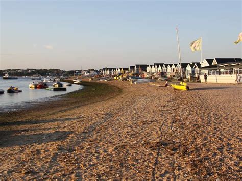 Mudeford Sandbank Beach Dorset Uk Beach Guide