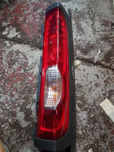 Renault Trafic Van 20062014 Drivers Osr Rear Light Lens Store