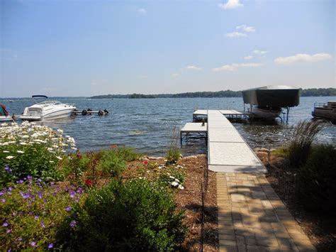 SkyBlueSounds : Lake Pewaukee in Wisconsin