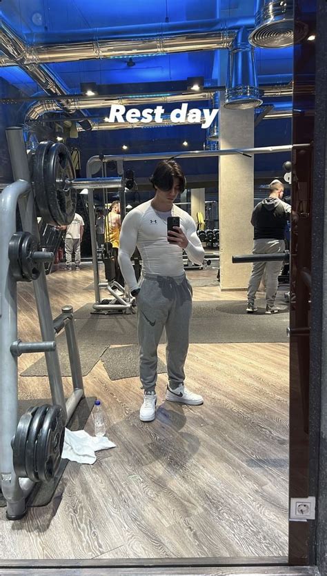 Pingl Par Pablo Alvarado Sur Gym Inspo Entra Nement Style Homme