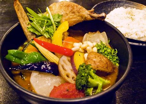 神楽坂ランチで訪れたい♪ 北海道の人気スープカレー専門店「rojiura Curry Samurai 」 ｜ ことりっぷ