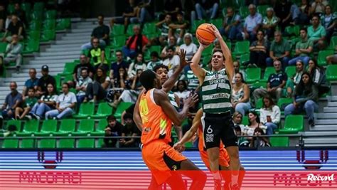 Sporting e FC Porto vencem na Taça Hugo dos Santos Basquetebol