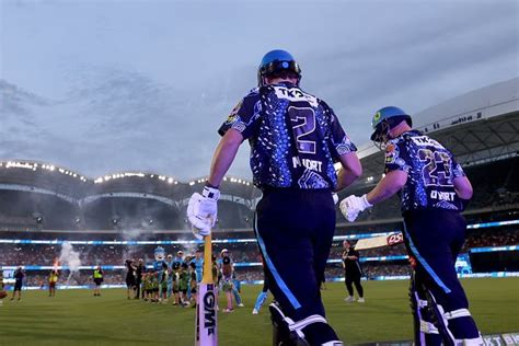 ‌bbl 13 As Vs Ps Matt Short And Chris Lynn Star As Adelaide Strikers Break Scorchers’ Winning