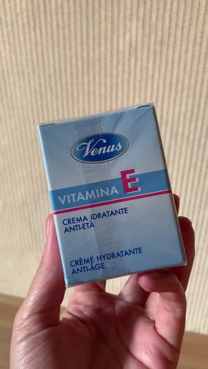 VENUS Крем увлажняющий антивозрастной с витамином Е купить по цене 999 ...