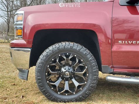 2014 Chevrolet Silverado 1500 Wheel Offset Nearly Flush Leveling Kit 1495231 Custom Offsets