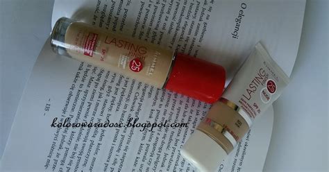 Kolorowa Radość beauty blog Rimmel Lasting Finish Hr vs Rimmel Lasting Finish Nude Hr