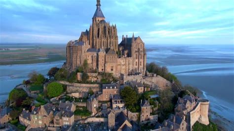 Visite De L Abbaye Du Mont Saint Michel Latin Guides Votre Guide De