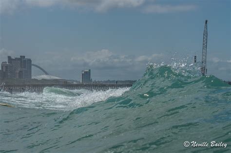 Photo Surfing at North Beach, Durban - PentaxForums.com