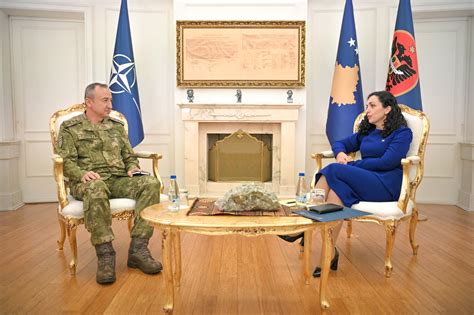 President Osmani Received The New Kfor Commander Major General Zkan