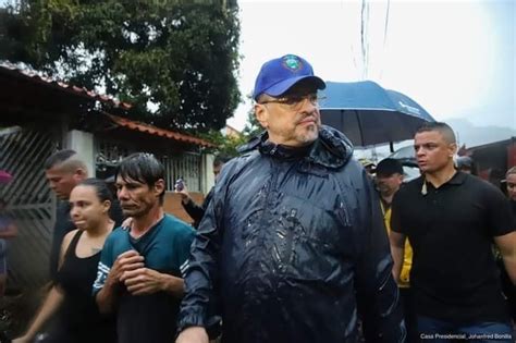 Eduardo Brenes No Hay Nada Nuevo Bajo El Sol Y Menos Bajo La Lluvia