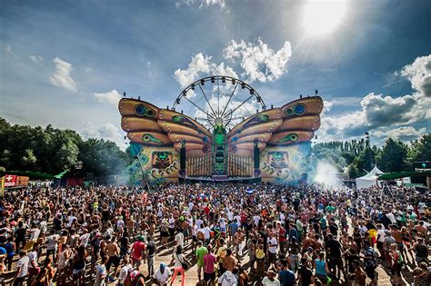 Tomorrowland 2014 Tickets To See Tiesto And Afrojack Live In Belgium