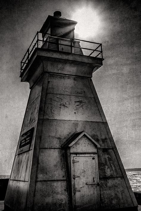 Port Dover Lighthouse Digital Art by Eduardo Tavares - Fine Art America