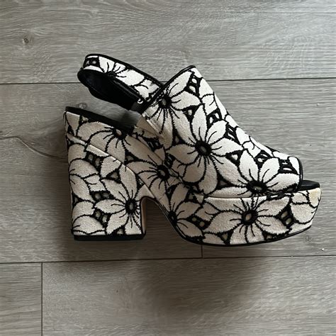 Alice Olivia Chunky Platform Heels Gem