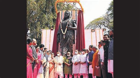 Statue Of Savitribai Phule Unveiled At Sppu Hindustan Times