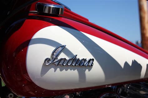 Indian Motorcycle Gas Tank Fuel Tank Of Very Retro Looking… Flickr