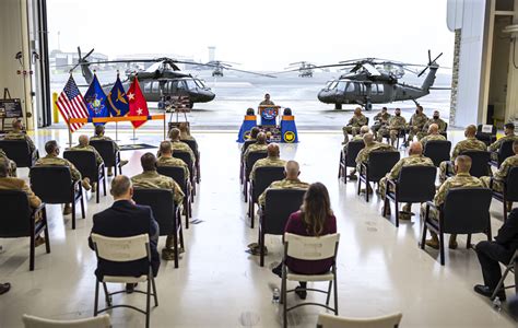 New UH 60V Black Hawk Variant At Fort Indiantown Gap Army Aviation