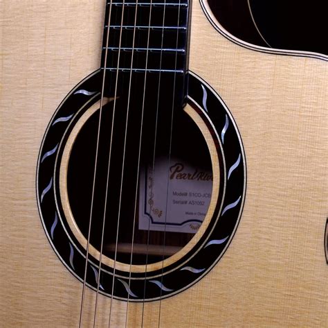 GUITARS – Pearl River Piano Group