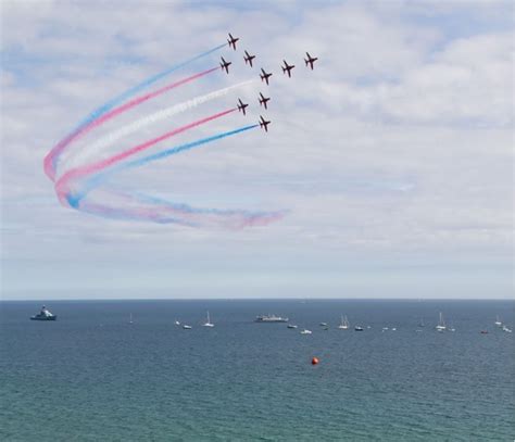 Bournemouth Air Show from the water, Bournemouth Air Festival, 31 ...