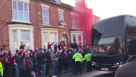 (Video) Man Utd fans mock Liverpool's embarrassing planned hostile for the Reds