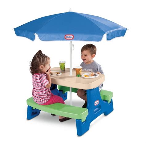 Little Tikes Easy Store Junior Picnic Table Review | Real Momma