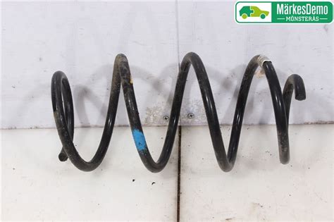 5Q0-411-105-GM : Forfjeder spiral ens og Fjederben for - Autoparts24