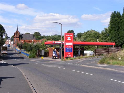 Murco Petrol Station © Gordon Griffiths Cc By Sa20 Geograph