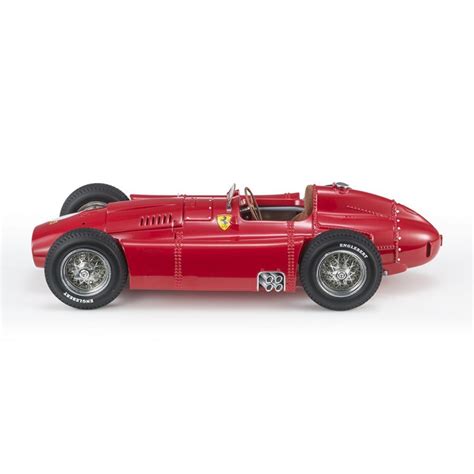 Ferrari D50 1 Juan Manuel Fangio F1 Angleterre 1956 Winner World