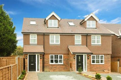 3 Bed Semi Detached House Newly Built In Dartford Kent Gumtree