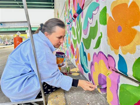 As Lucen Murales En Bajo Puentes De Paseo Tollocan El Vivir Edom X