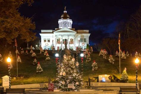 20 Best Christmas Towns In North Carolina To Celebrate Lost In The Carolinas