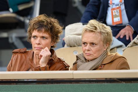 Photo Muriel Robin Elle A Depuis Refait Sa Vie Avec Anne Le Nen