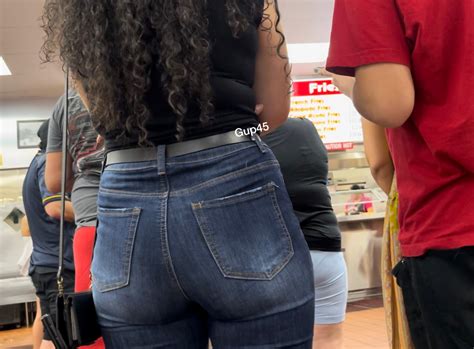 Oc Tight Latina In Jeans Standing In Line Tight Jeans Forum