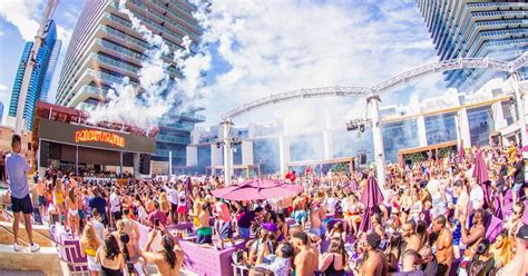 How Bottle Service at Marquee Dayclub Las Vegas Works [2021 GUIDE ...