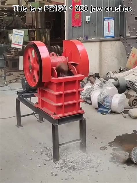 Small Mining Machines Pe 150x250 Stone Crushing Jaw Crusher Manufacture