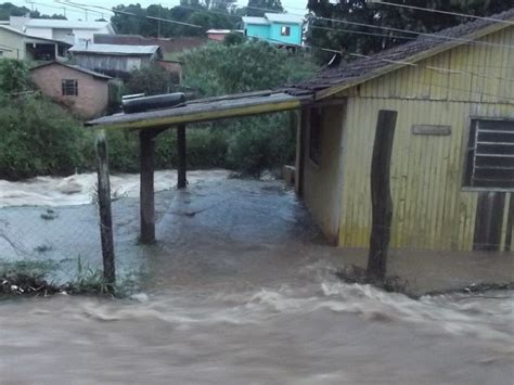 G Temporal Deixa Casas Alagadas No Munic Pio De Soledade Rs