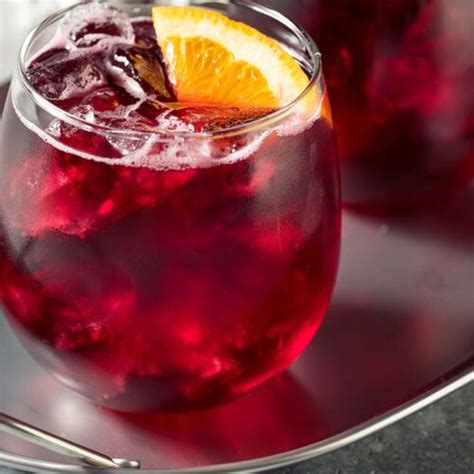 12 Best Red Wine Cocktails to Drink