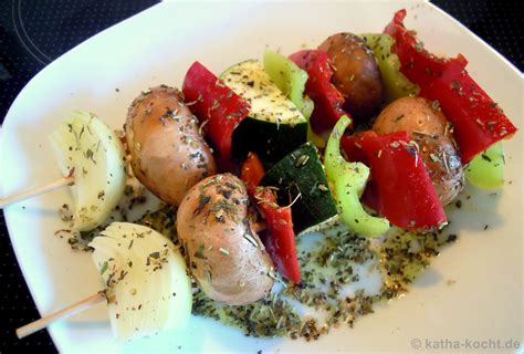 Gemüse Grillspieße mit Paprika Champignons und Zucchini Katha kocht