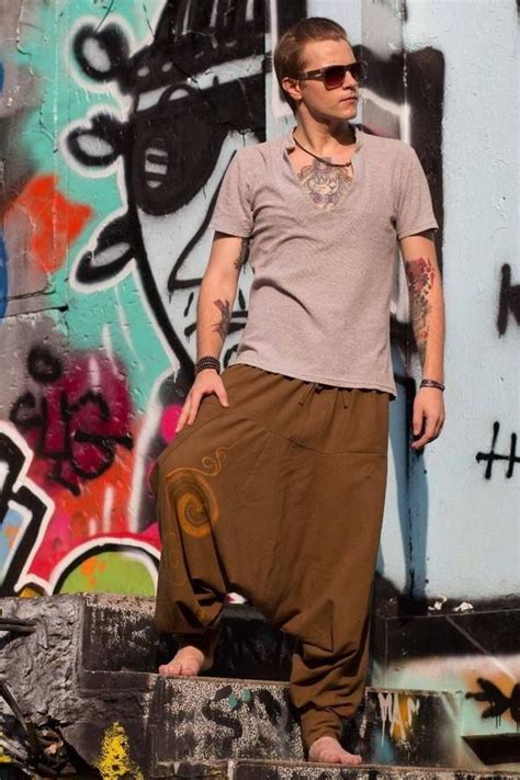 Pin En Men S Hippie Pants