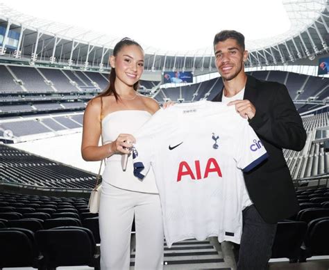 Manor Solomon S Girlfriend Dana Voshina Calls Spurs Incredible