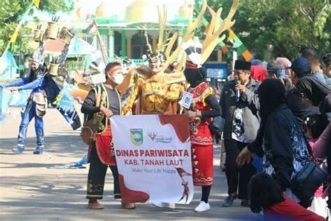 Ribuan Pelajar Ramaikan Karnaval Seni Dan Budaya Tanah Laut 2023