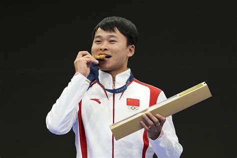 Chinas Xie Wins Mens 10m Air Pistol Gold At Paris Olympics