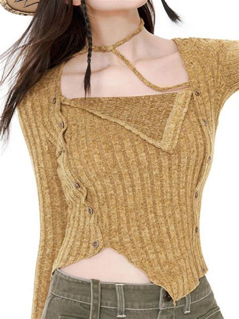 Emmiol Free Shipping Asymmetric Buttoned Ribbed Knit Crop Top